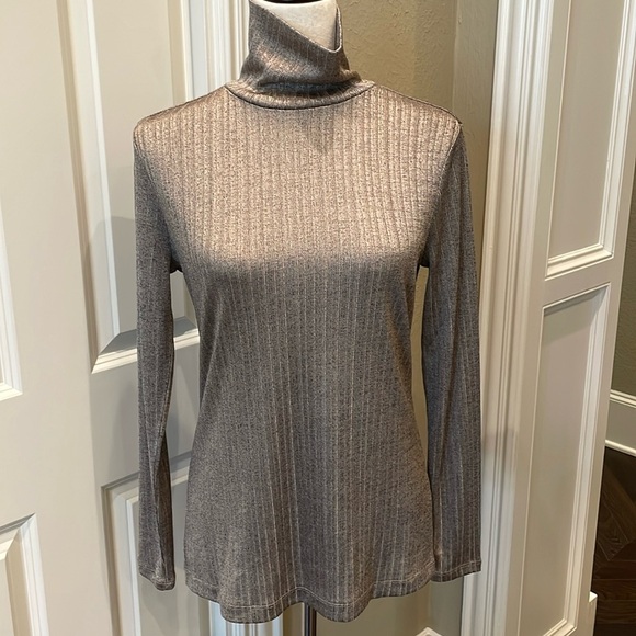 Ann Taylor Shimmer Women's Turtleneck Sweater Gold M - Picture 1 of 7